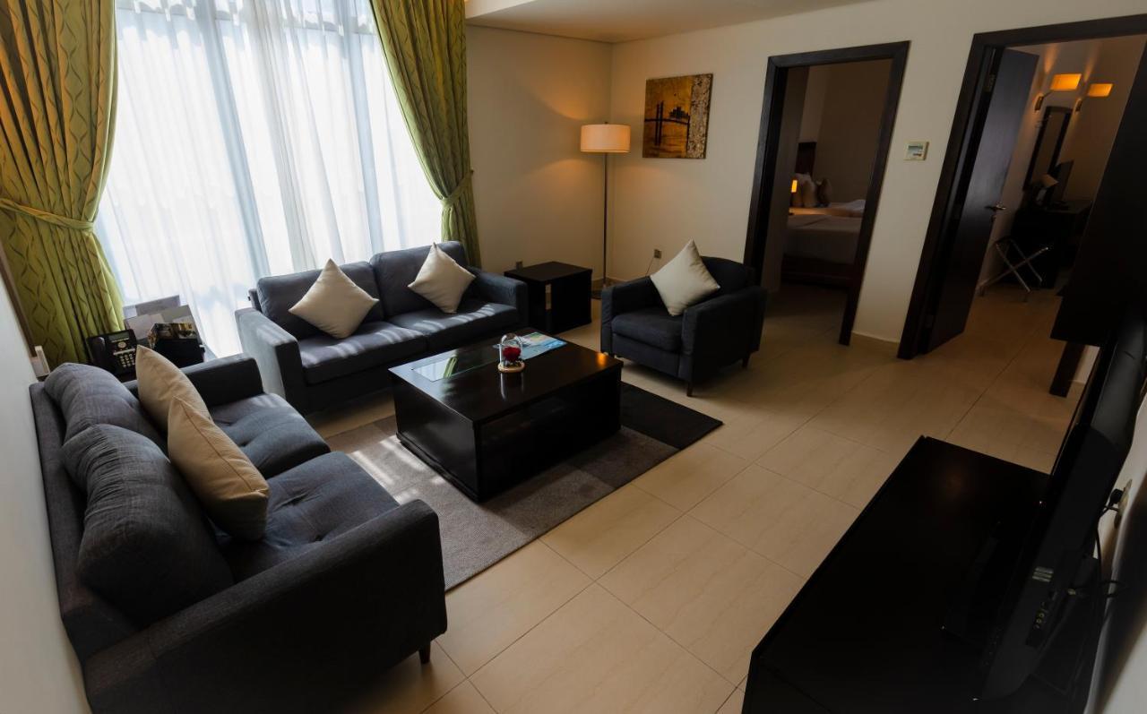 Imperial Suites Hotel Doha Exterior photo