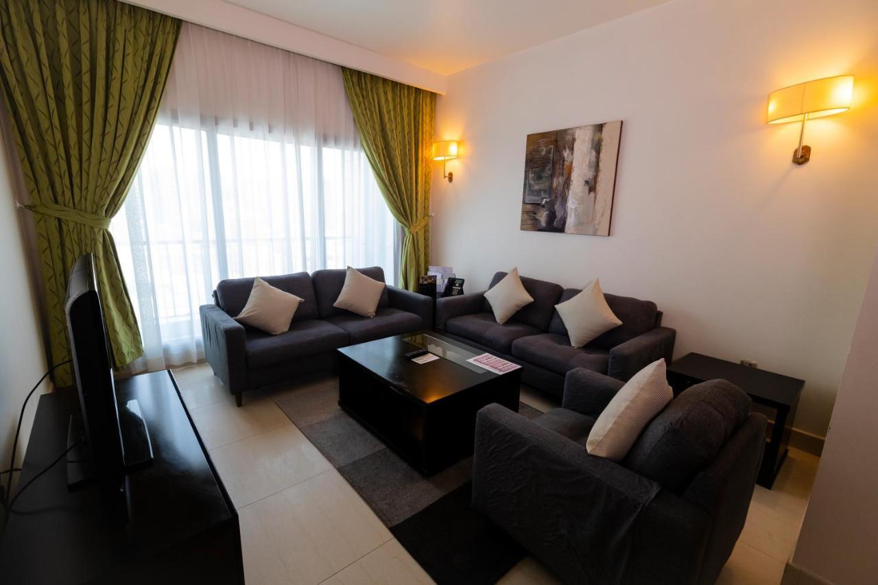 Imperial Suites Hotel Doha Exterior photo