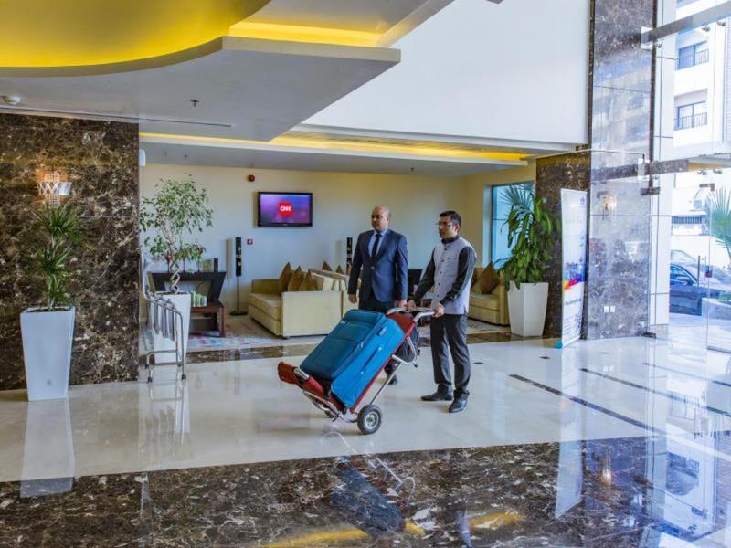 Imperial Suites Hotel Doha Exterior photo
