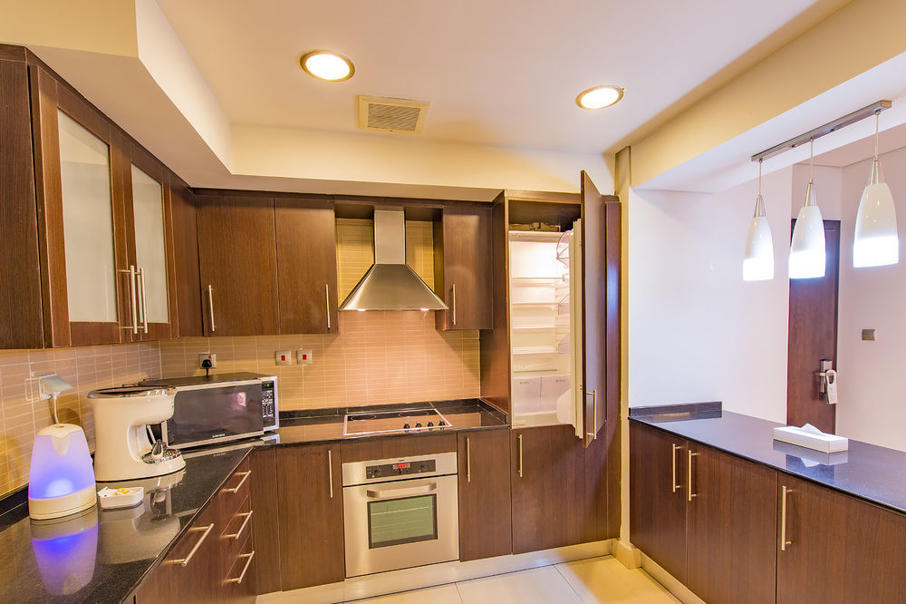 Imperial Suites Hotel Doha Exterior photo